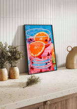 Load image into Gallery viewer, Agua con fresas
