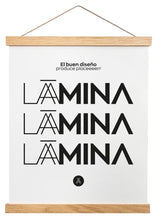 Load image into Gallery viewer, Percha de madera natural 41cm montaje con imán - Laamina
